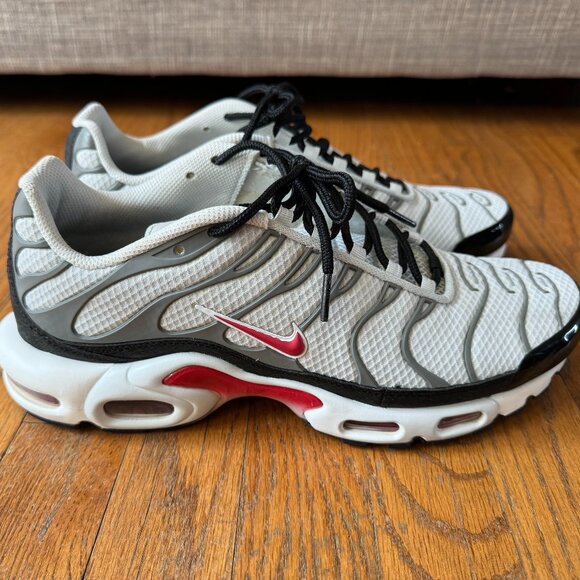 Nike Air max Plus Photon Dust / Varsity Red - Men's Size 10 - Picture 1 of 8